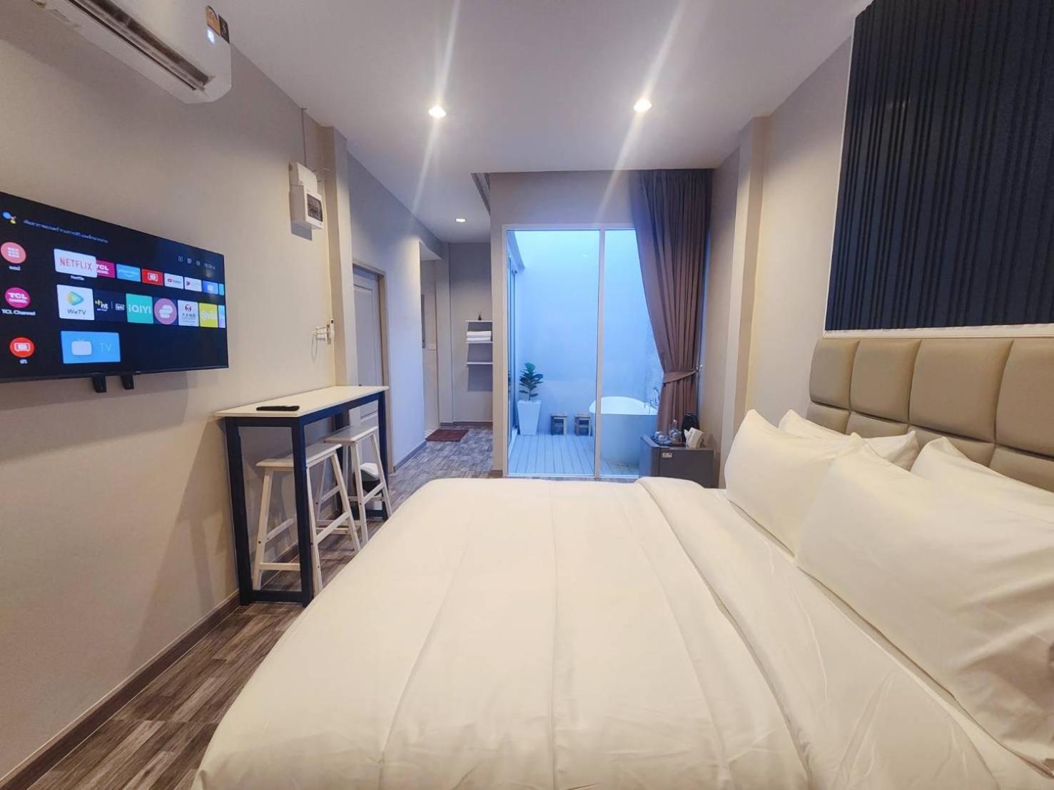 Skyline Resort Ban Khlong Lat Bua Khao Extérieur photo