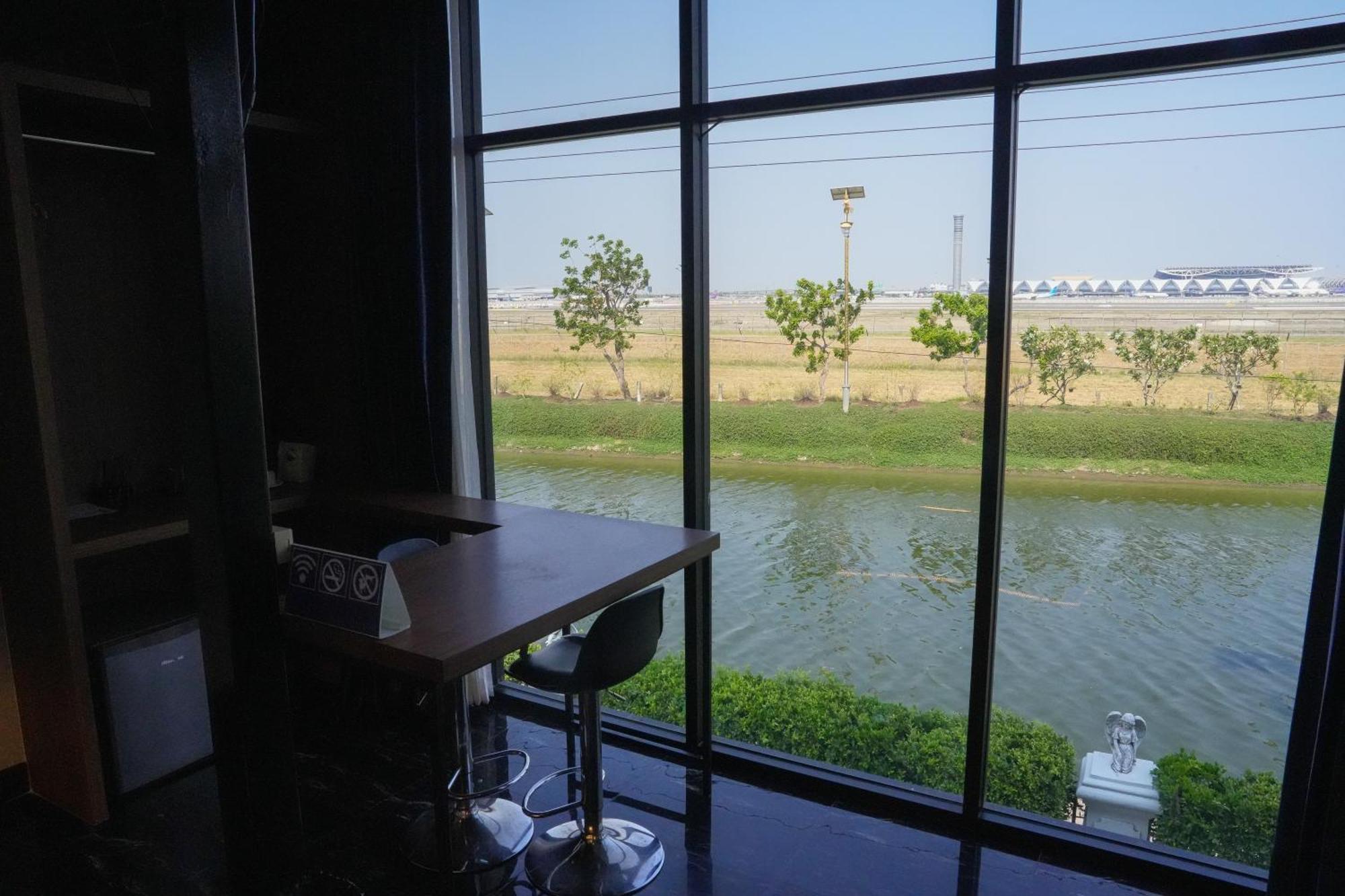 Skyline Resort Ban Khlong Lat Bua Khao Extérieur photo